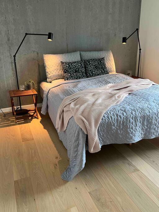 Bo Med Stil Og Udsigt Til Aarhus Lystbadehavnアパートメント エクステリア 写真