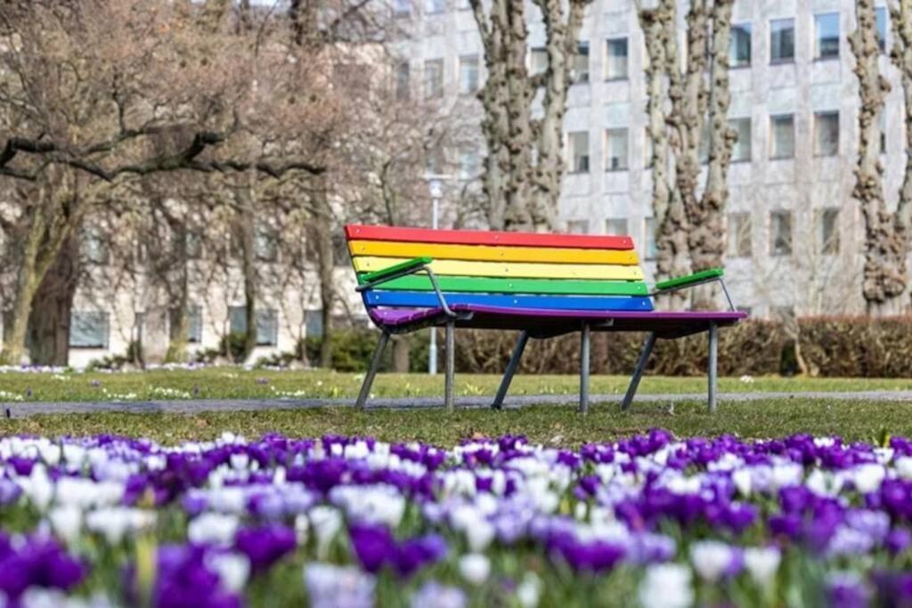 Bo Med Stil Og Udsigt Til Aarhus Lystbadehavnアパートメント エクステリア 写真
